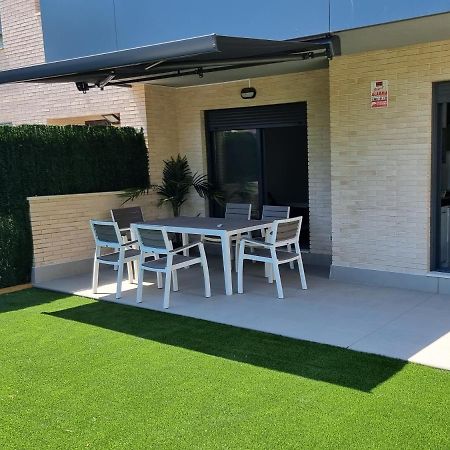 Apartamento Diseno Con Jardin Privado A 100 Metros Del Mar Torredembarra Luaran gambar