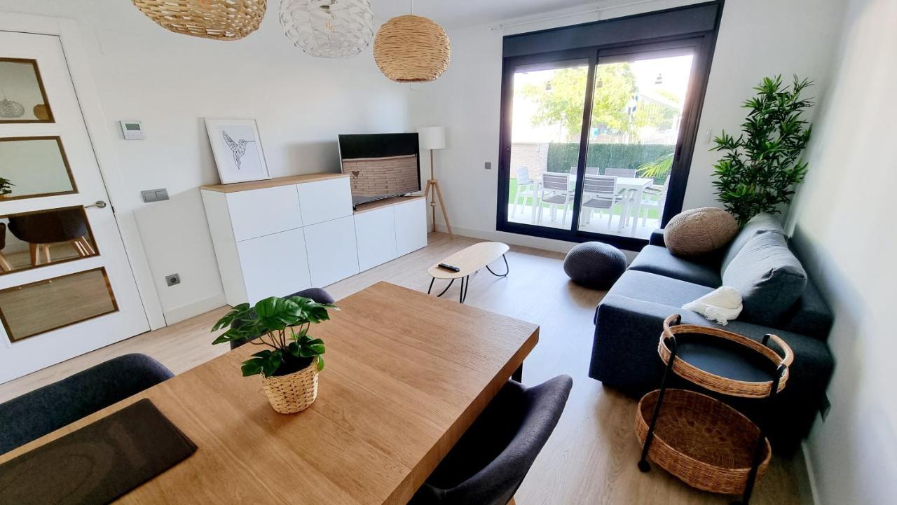 Apartamento Diseno Con Jardin Privado A 100 Metros Del Mar Torredembarra Luaran gambar
