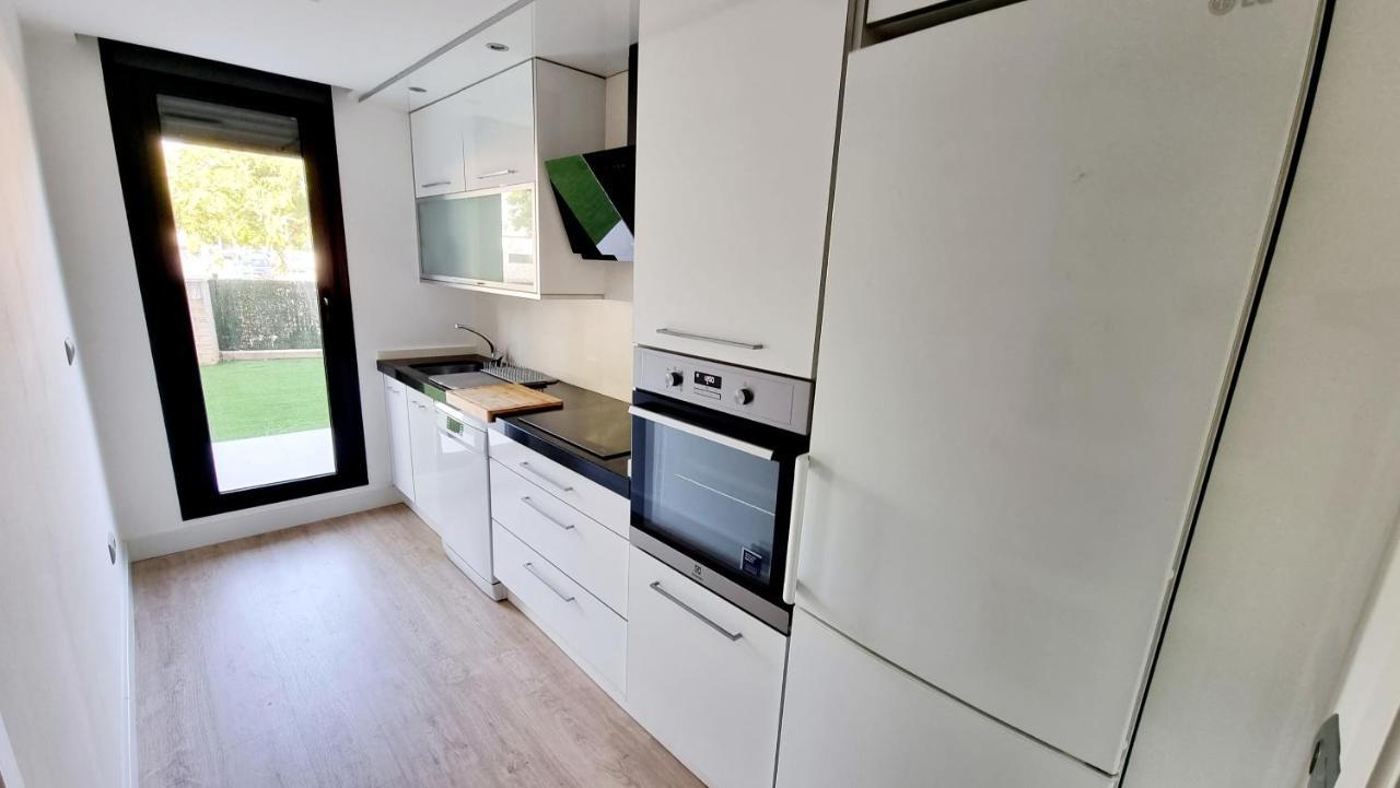 Apartamento Diseno Con Jardin Privado A 100 Metros Del Mar Torredembarra Luaran gambar